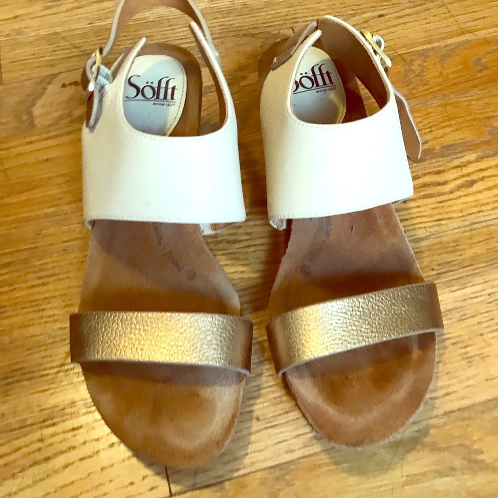 Stylish and Comfy Metallic Leather Sandals